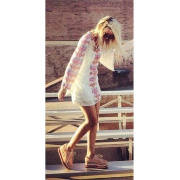 RARE Vintage Free People Embroidered Bell Sleeve Hippie Boho Mini Dress - Picture 6 of 12